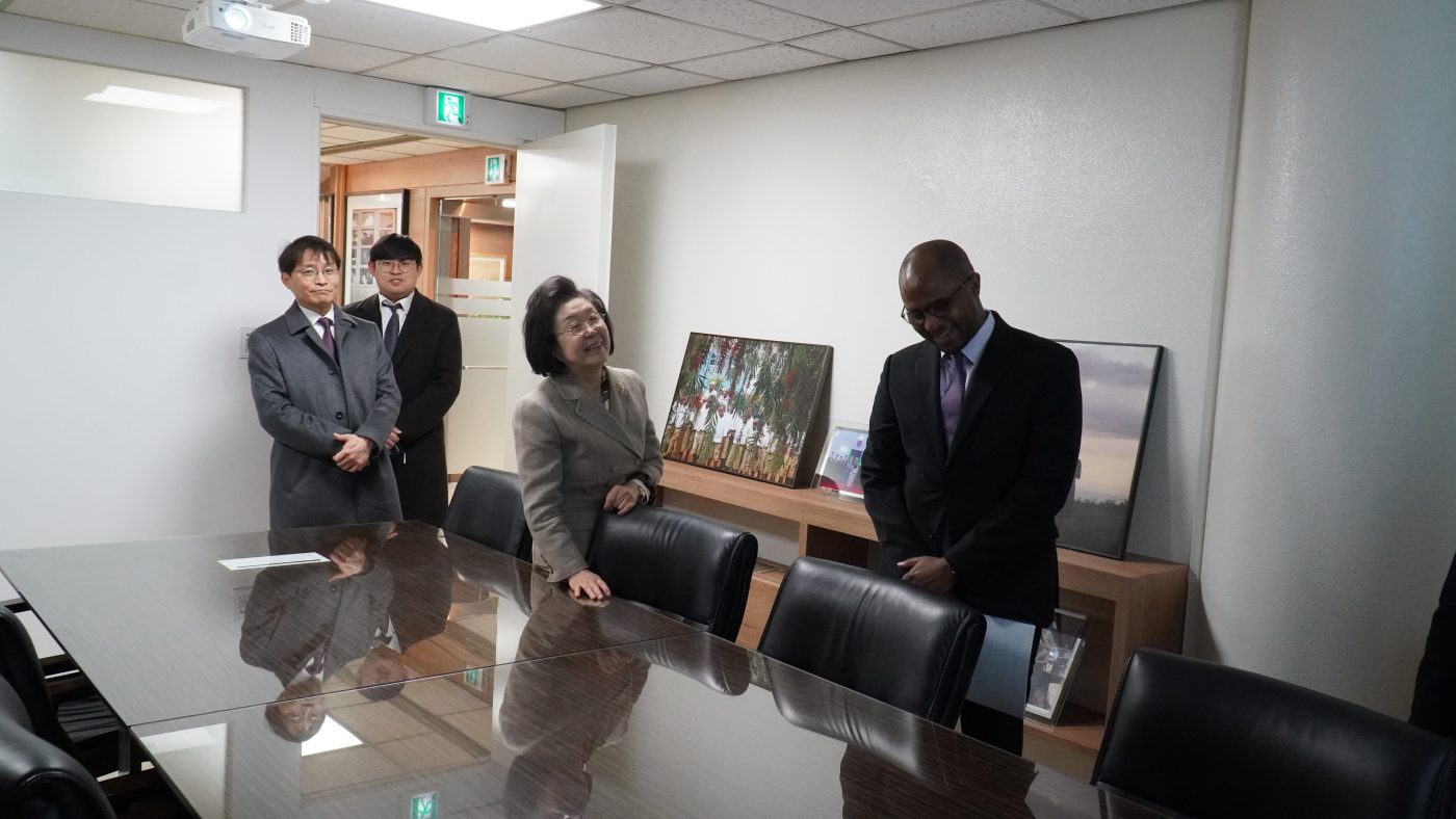 사진 3